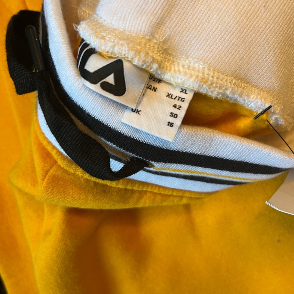 FILA Men's Bright Yellow Crewneck Sweater - Picture 3 of 5
